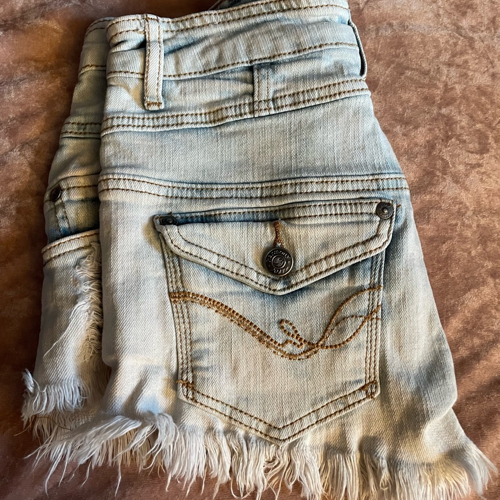 Harmony +havoc shorts